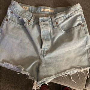 Levi’s wedgie shorts size 30